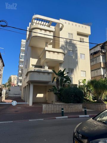 י.ל. פרץ 