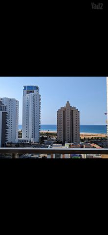 נתן יונתן 12