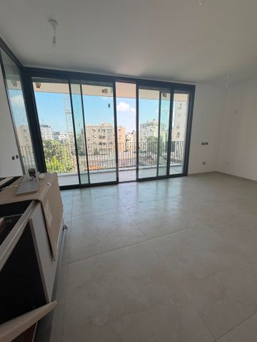 דירה למכירה בתל אביב יפו (תיווך)
