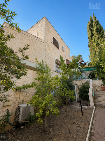דו משפחתי למכירה במבשרת ציון (תיווך) — 2