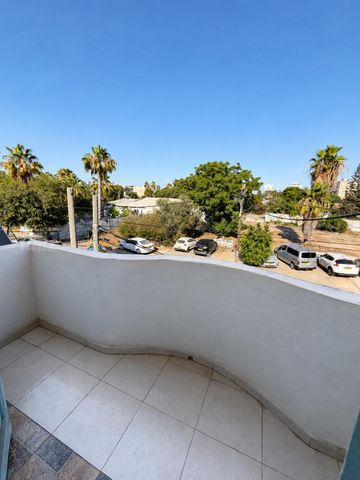דירה להשכרה בתל אביב יפו (תיווך) — 3