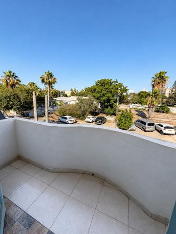 דירה להשכרה בתל אביב יפו (תיווך) — 2