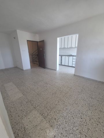 דירה להשכרה בירושלים (תיווך)