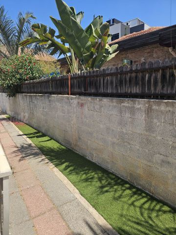 דירת גן, שיכון ותיקים, חולון