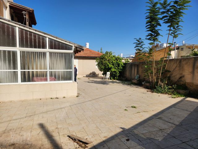 Petah Tikva, Israel 5
