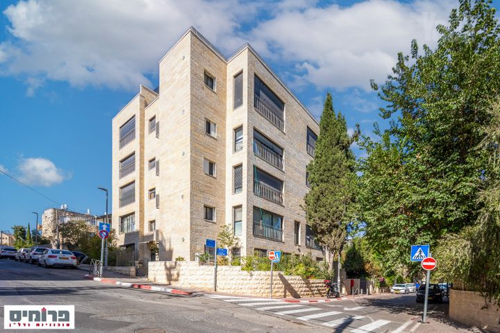 דירה להשכרה בירושלים (תיווך) — 2