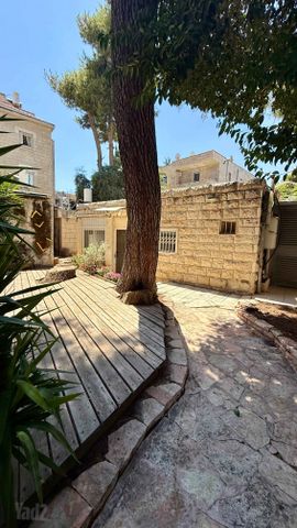 דירת גן להשכרה בירושלים (תיווך)