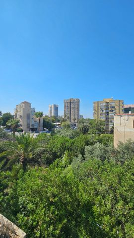 המעפילים 