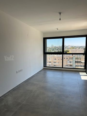 דירה להשכרה בירושלים (תיווך) — 3