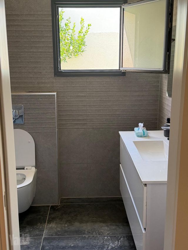 בית פרטי/ קוטג', שייקה אופיר, נווה שרון / שער העיר, נתיבות