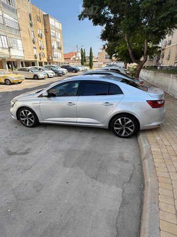 מודעת רכב רנו מגאן