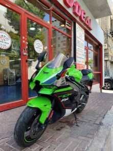 מודעת רכב קאוואסאקי נינג'ה ZX 10R