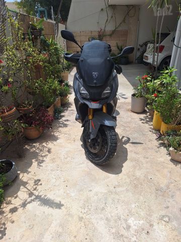 מודעת רכב פיג'ו XP400