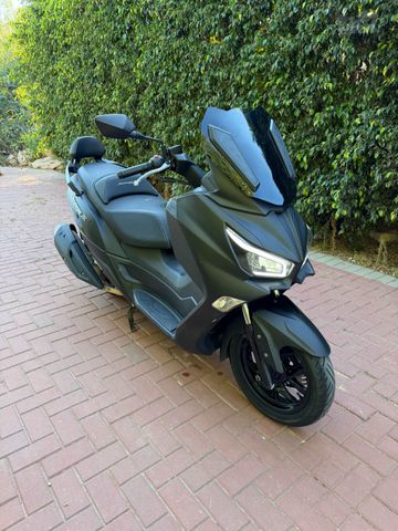 מודעת רכב סאן יאנג ג'וי-מקס Z-250