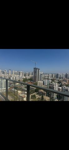 דרך זאב ז'בוטינסקי 8