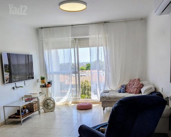 שדרות פנחס לבון 22