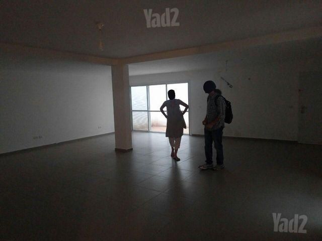 הדר יוסף 23