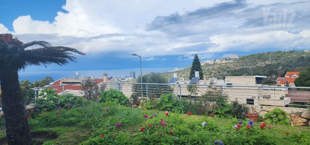 בית פרטי/ קוטג', משה סנה 9, הוד הכרמל, דניה, חיפה