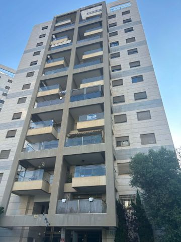 פנחס מאירי 39