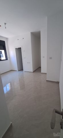 גג/ פנטהאוז למכירה בבית שמש (תיווך) — 2