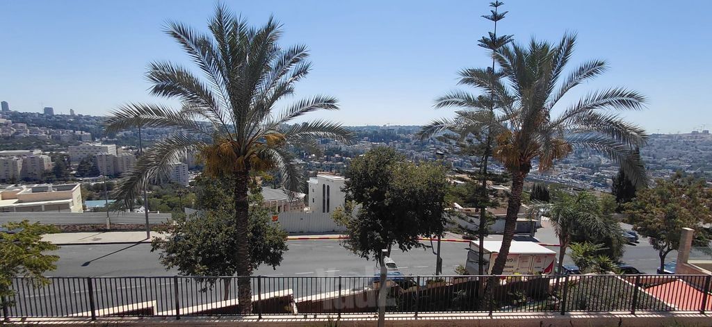 הרב יצחק אבוהב 