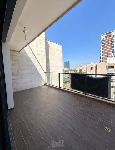 דקר 