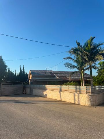 משק חקלאי/ נחלה, רנן