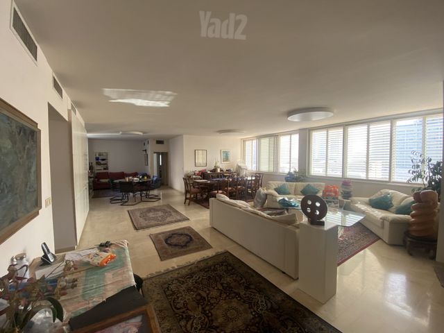 דירה להשכרה בתל אביב יפו (תיווך) — 2