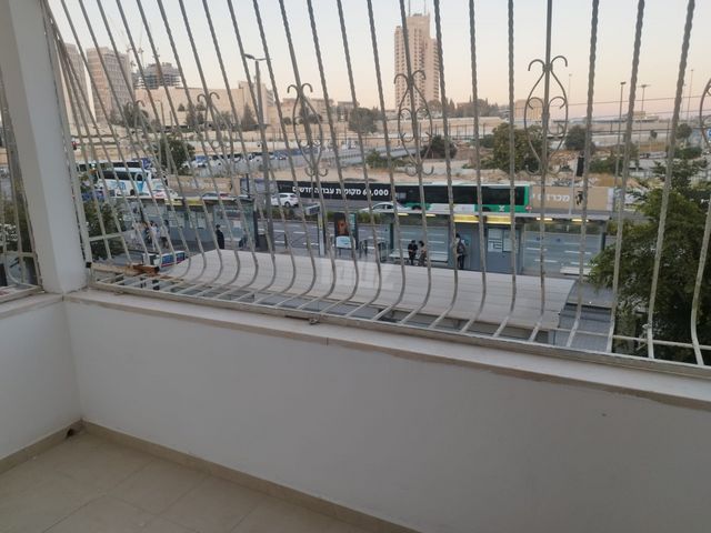 דירה להשכרה בירושלים (תיווך) — 3