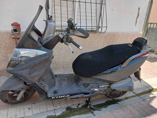מודעת רכב קוואנג-יאנג Newdink 125