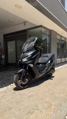 מודעת רכב סאן יאנג ג'וי-מקס Z-250