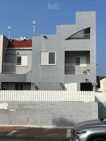 הנורית 8