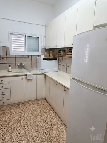 ארלוזורוב 104