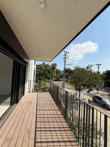 דירה למכירה בתל אביב יפו (תיווך) — 2
