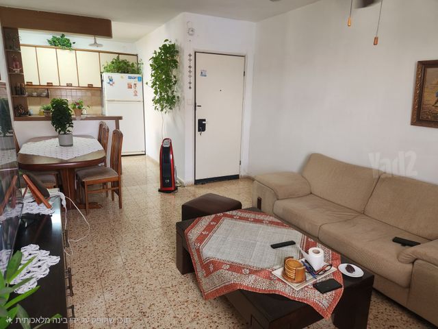 משה שרת 48