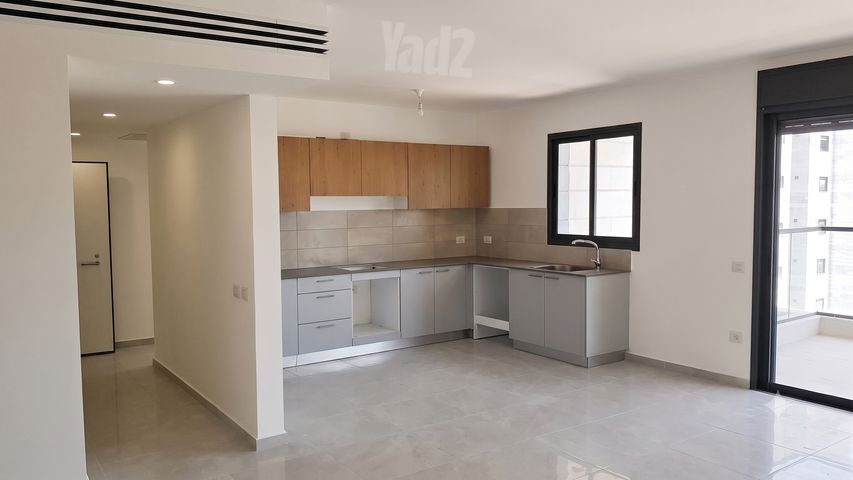 אסתר ארדיטי 14