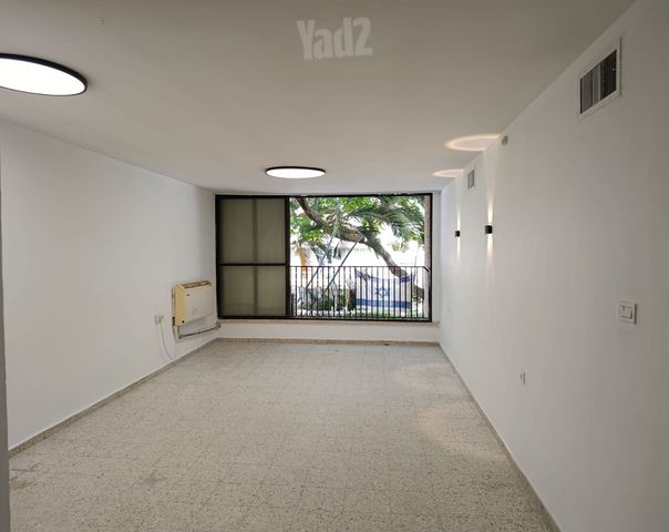 קק"ל 34