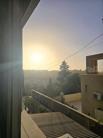 שדרות אבא חושי 1