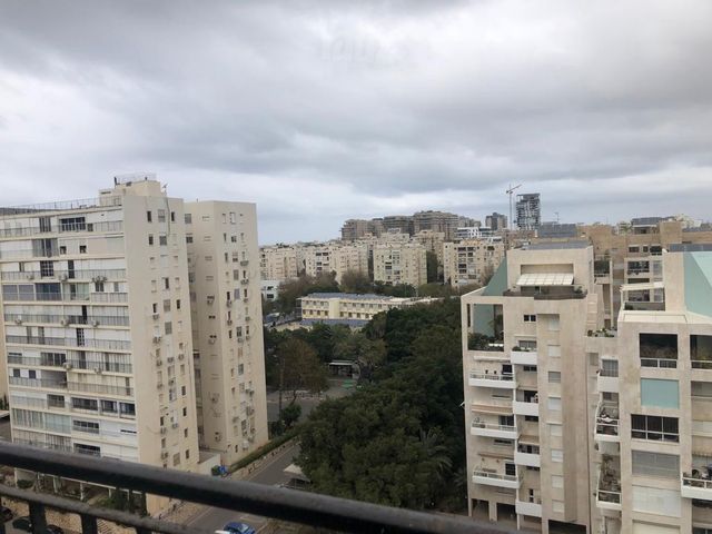 טאגור 42