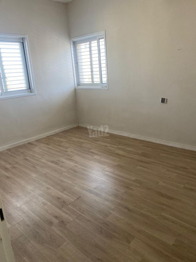דירה, סוקולוב 63, גולן, רמת השרון