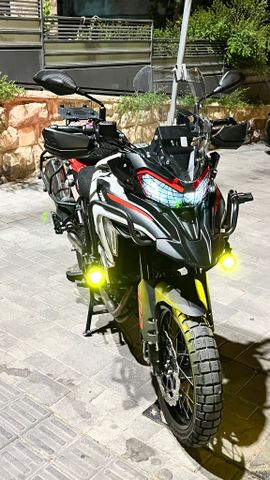 מודעת רכב בנלי TRK702X