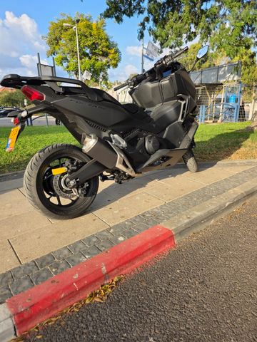 מודעת רכב הונדה FORZA750