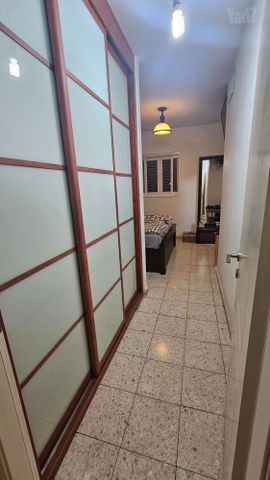 דרך מנחם בגין 71