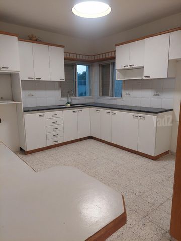 משה שרת 50