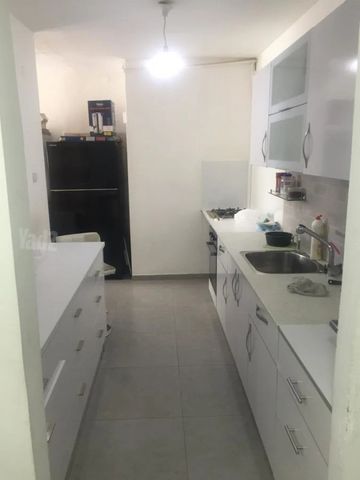 פתח תקווה 27