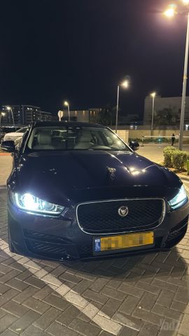 מודעת רכב יגואר XE