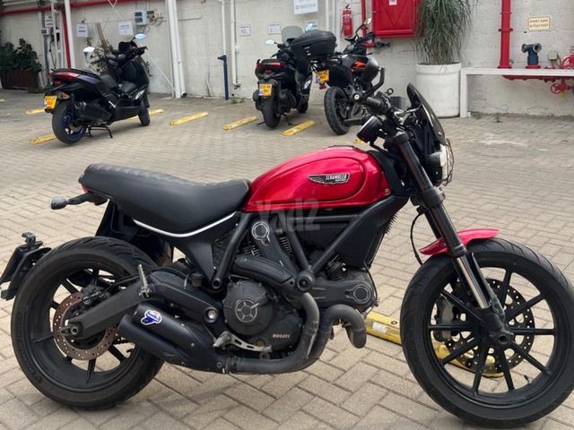 מודעת רכב דוקאטי סקרמבלר אייקון