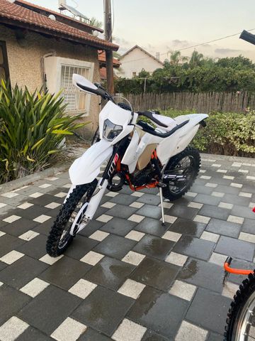 מודעת רכב KTM Enduro EXC 125