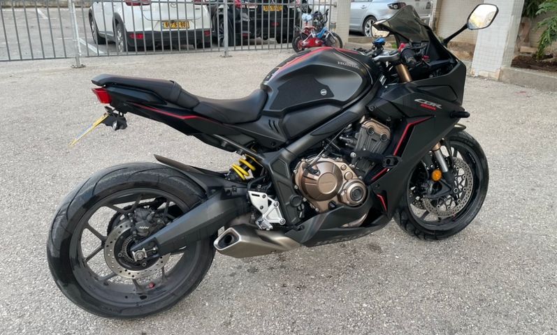 מודעת רכב הונדה CBR650R
