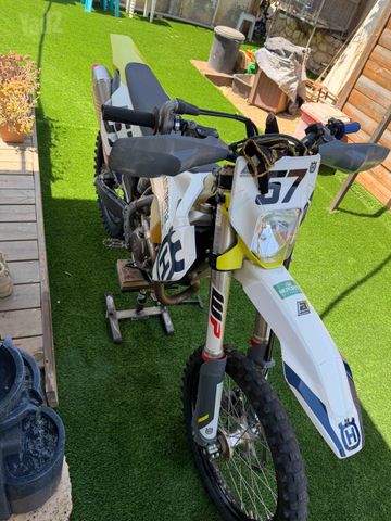 מודעת רכב הוסקוורנה FE350